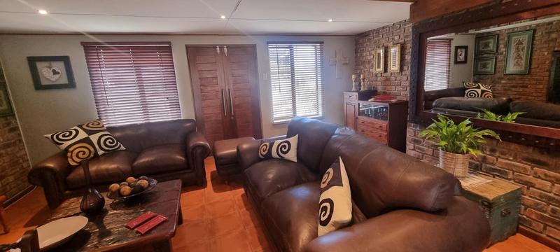 5 Bedroom Property for Sale in Tergniet Western Cape